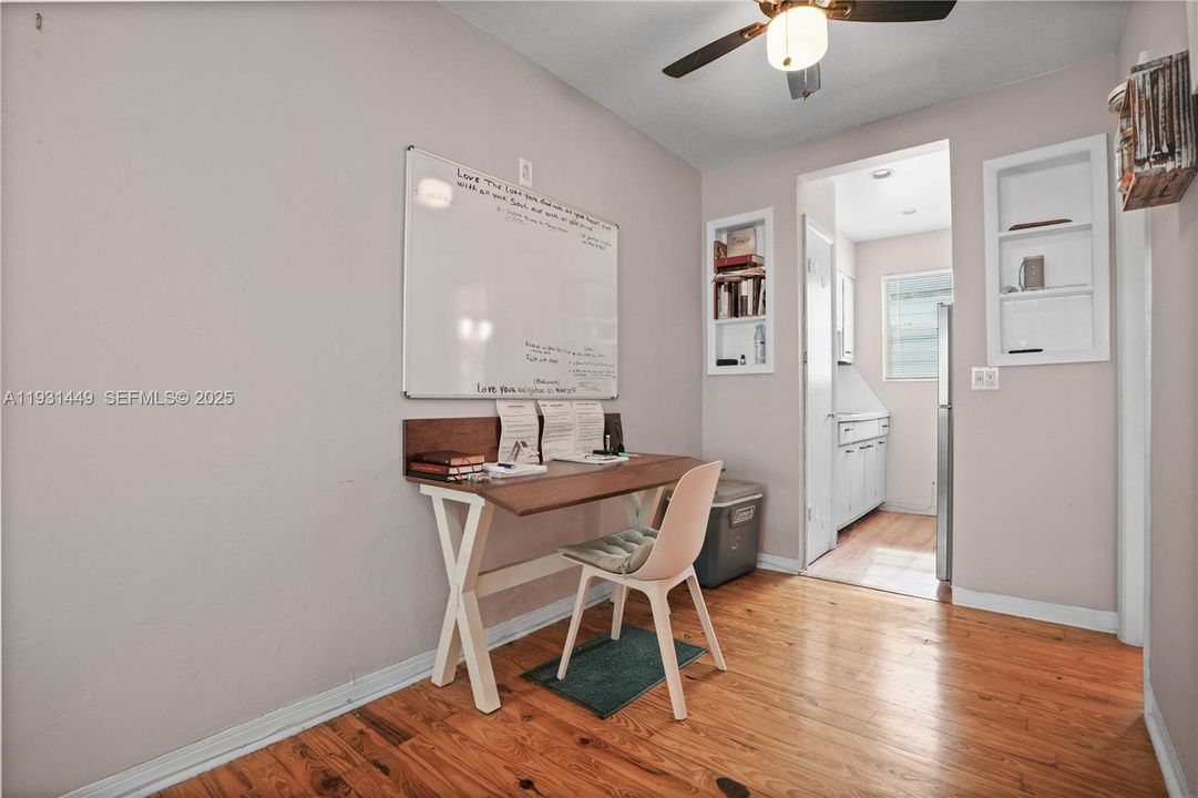 For Sale: $169,000 (0 beds, 1 baths, 400 Square Feet)