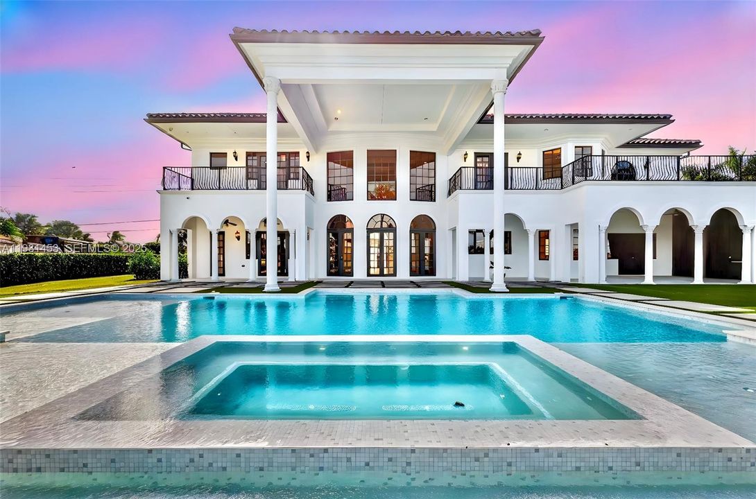 На продажу: $6,950,000 (6 спален, 7 ванн, 9234 Квадратных фут)