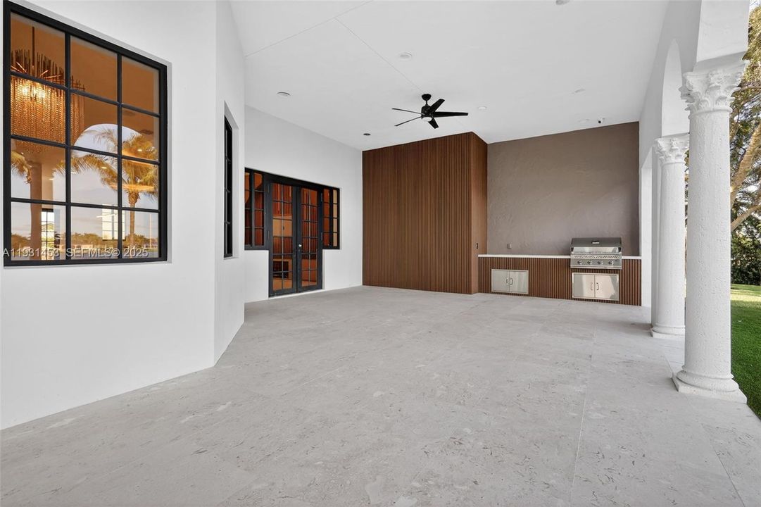 На продажу: $6,950,000 (6 спален, 7 ванн, 9234 Квадратных фут)