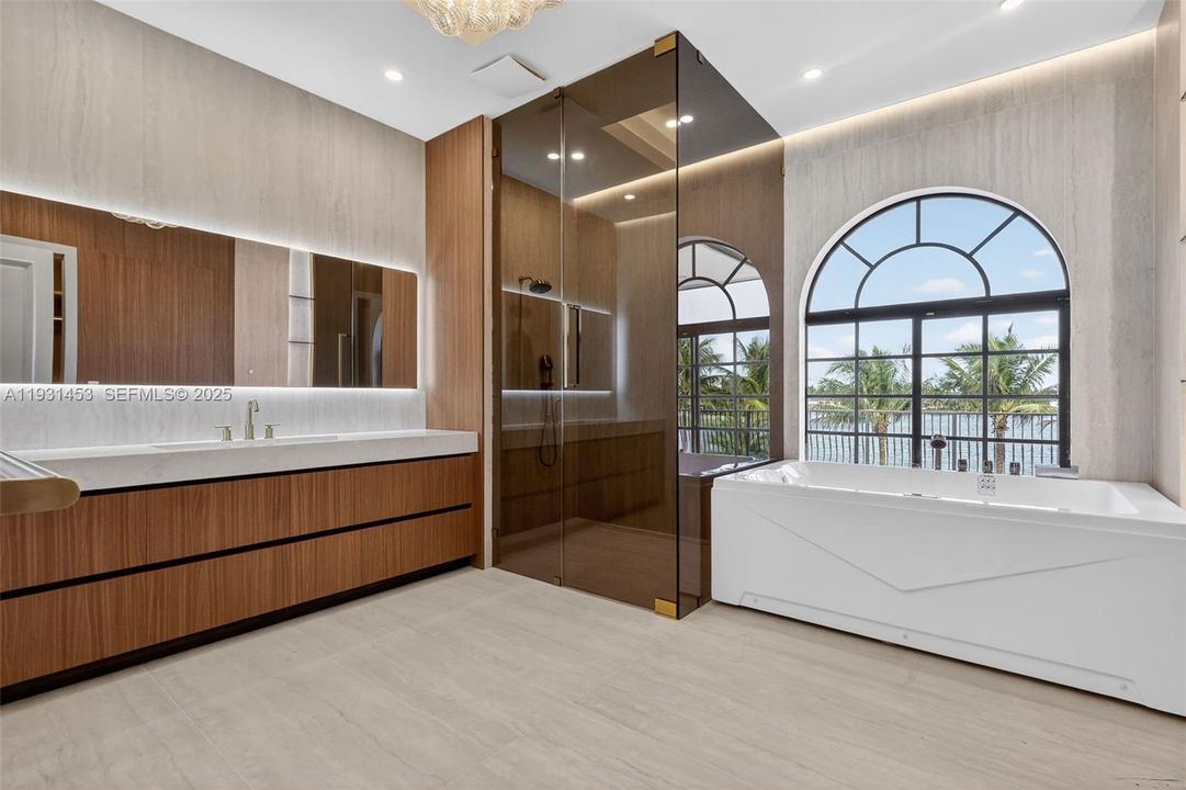 На продажу: $6,950,000 (6 спален, 7 ванн, 9234 Квадратных фут)