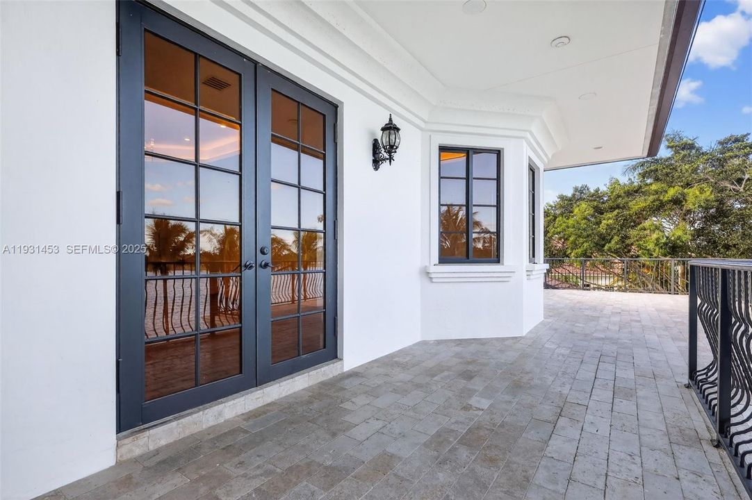 На продажу: $6,950,000 (6 спален, 7 ванн, 9234 Квадратных фут)