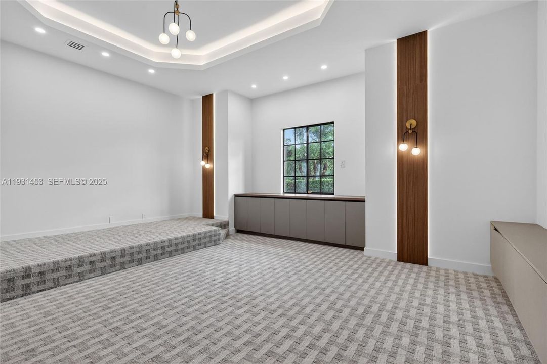 На продажу: $6,950,000 (6 спален, 7 ванн, 9234 Квадратных фут)