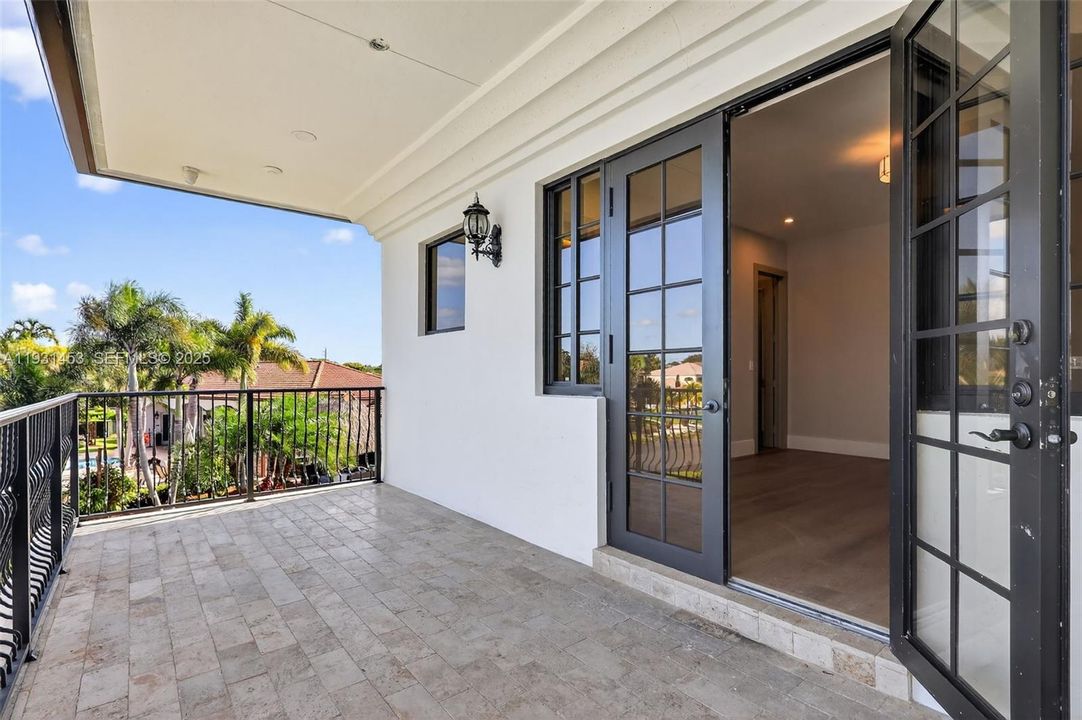 На продажу: $6,950,000 (6 спален, 7 ванн, 9234 Квадратных фут)