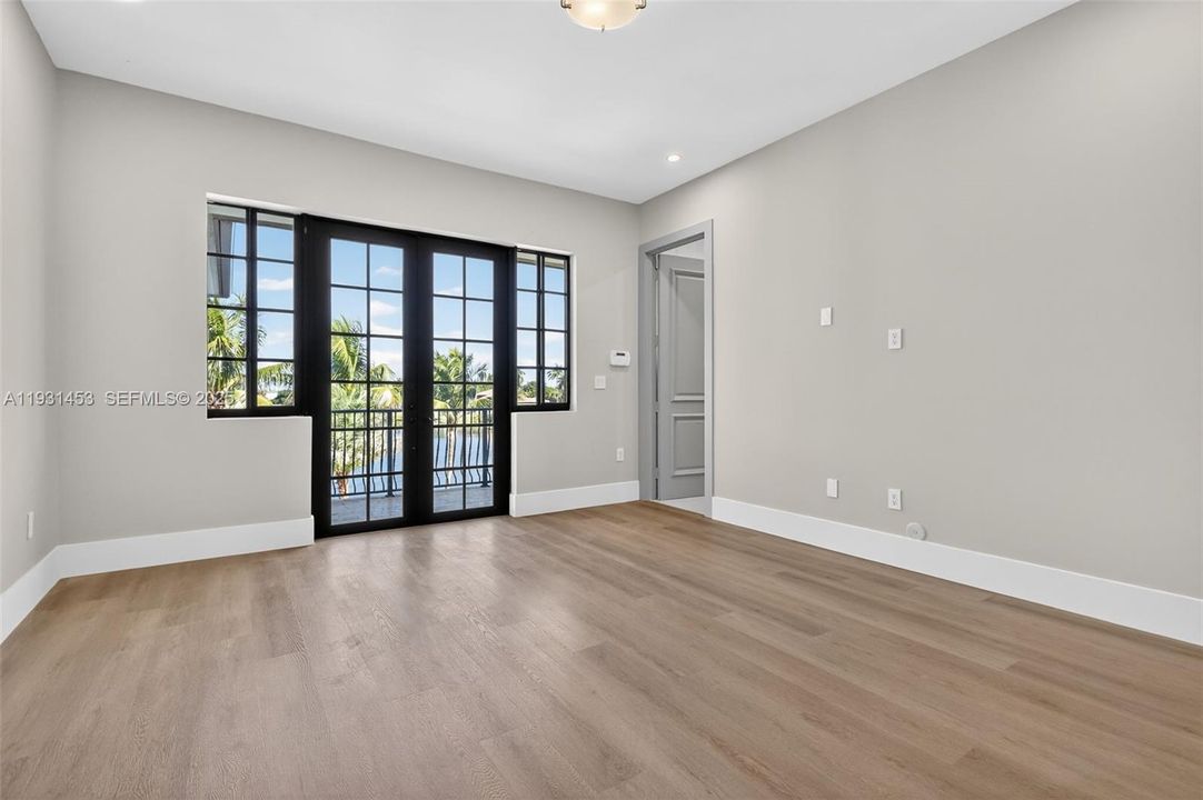 На продажу: $6,950,000 (6 спален, 7 ванн, 9234 Квадратных фут)