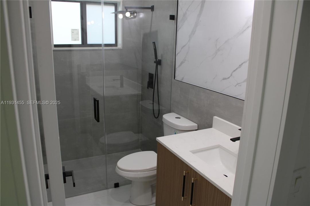 For Sale: $857,000 (3 beds, 2 baths, 1612 Square Feet)