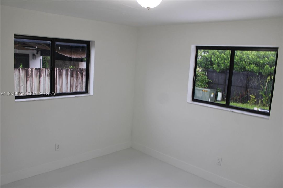 For Sale: $857,000 (3 beds, 2 baths, 1612 Square Feet)