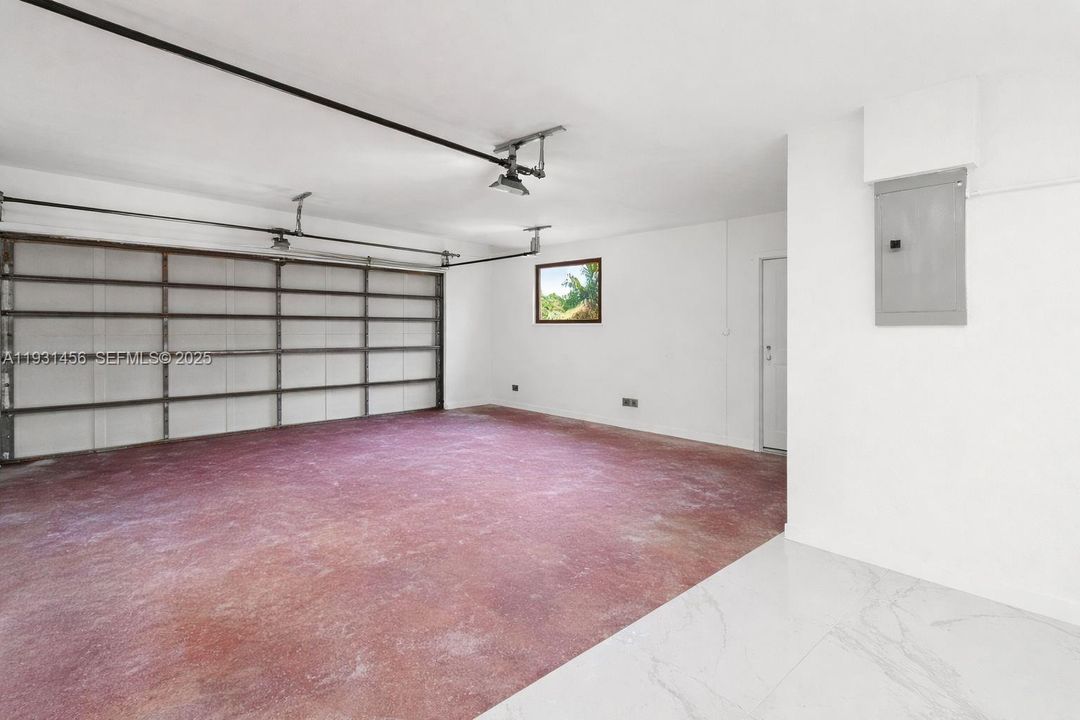 На продажу: $685,000 (3 спален, 2 ванн, 1776 Квадратных фут)