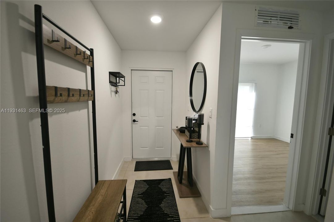 For Rent: $3,850 (5 beds, 3 baths, 1810 Square Feet)