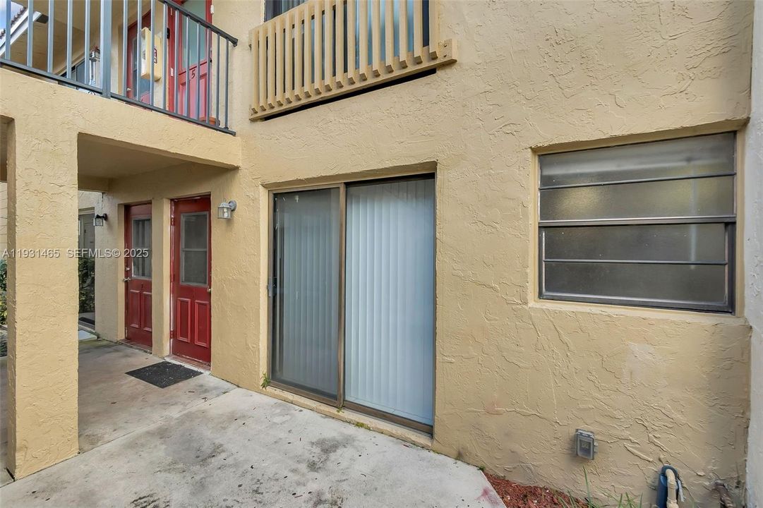 En Venta: $195,000 (2 camas, 2 baños, 800 Pies cuadrados)