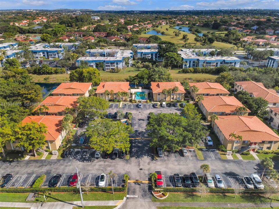 En Venta: $195,000 (2 camas, 2 baños, 800 Pies cuadrados)