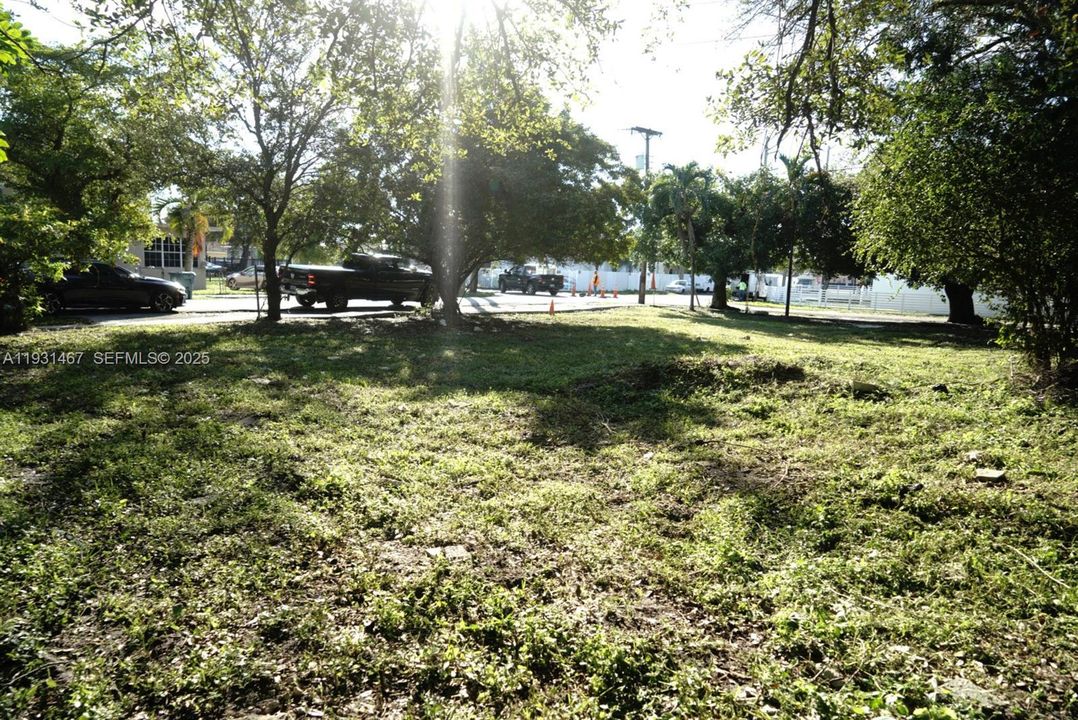 En Venta: $299,900 (0.16 acres)