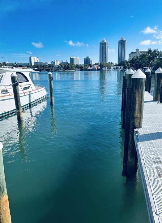 En Venta: $550,000 (Sin datos)