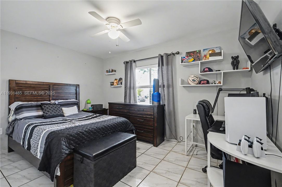 For Sale: $649,000 (3 beds, 2 baths, 1782 Square Feet)