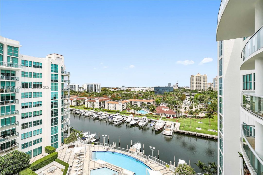 待售: $720,000 (2 贝兹, 2 浴室, 1432 平方英尺)