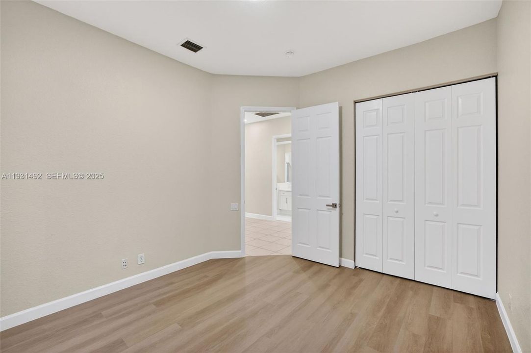 For Rent: $6,000 (3 beds, 2 baths, 1834 Square Feet)