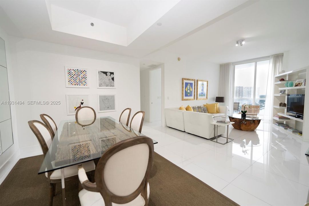 For Rent: $5,700 (2 beds, 2 baths, 1435 Square Feet)