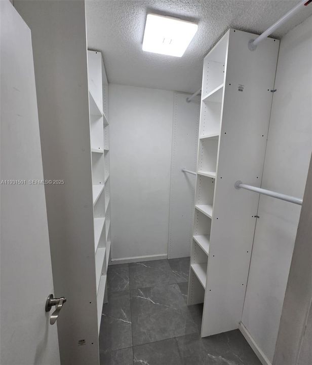 В аренду: $2,650 (2 спален, 2 ванн, 1060 Квадратных фут)