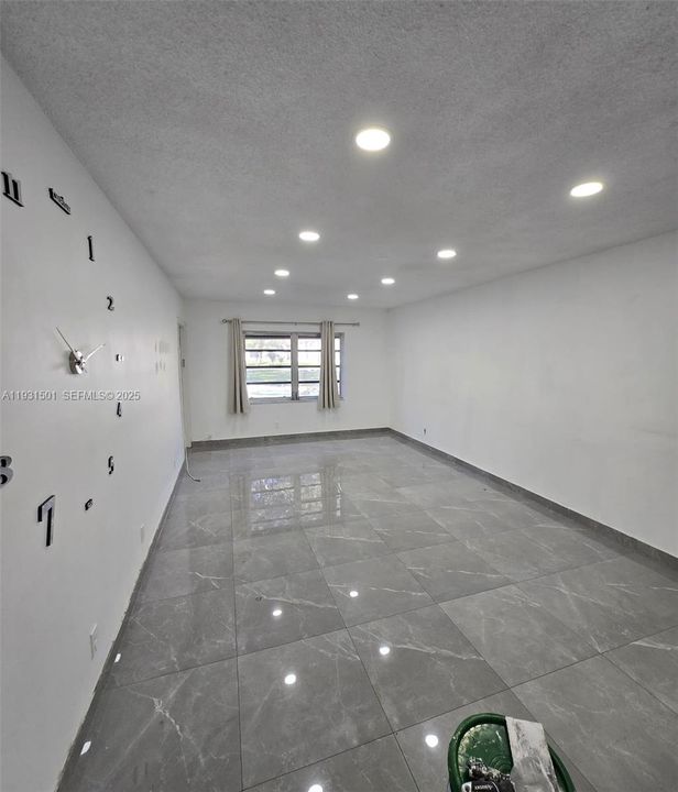 В аренду: $2,650 (2 спален, 2 ванн, 1060 Квадратных фут)