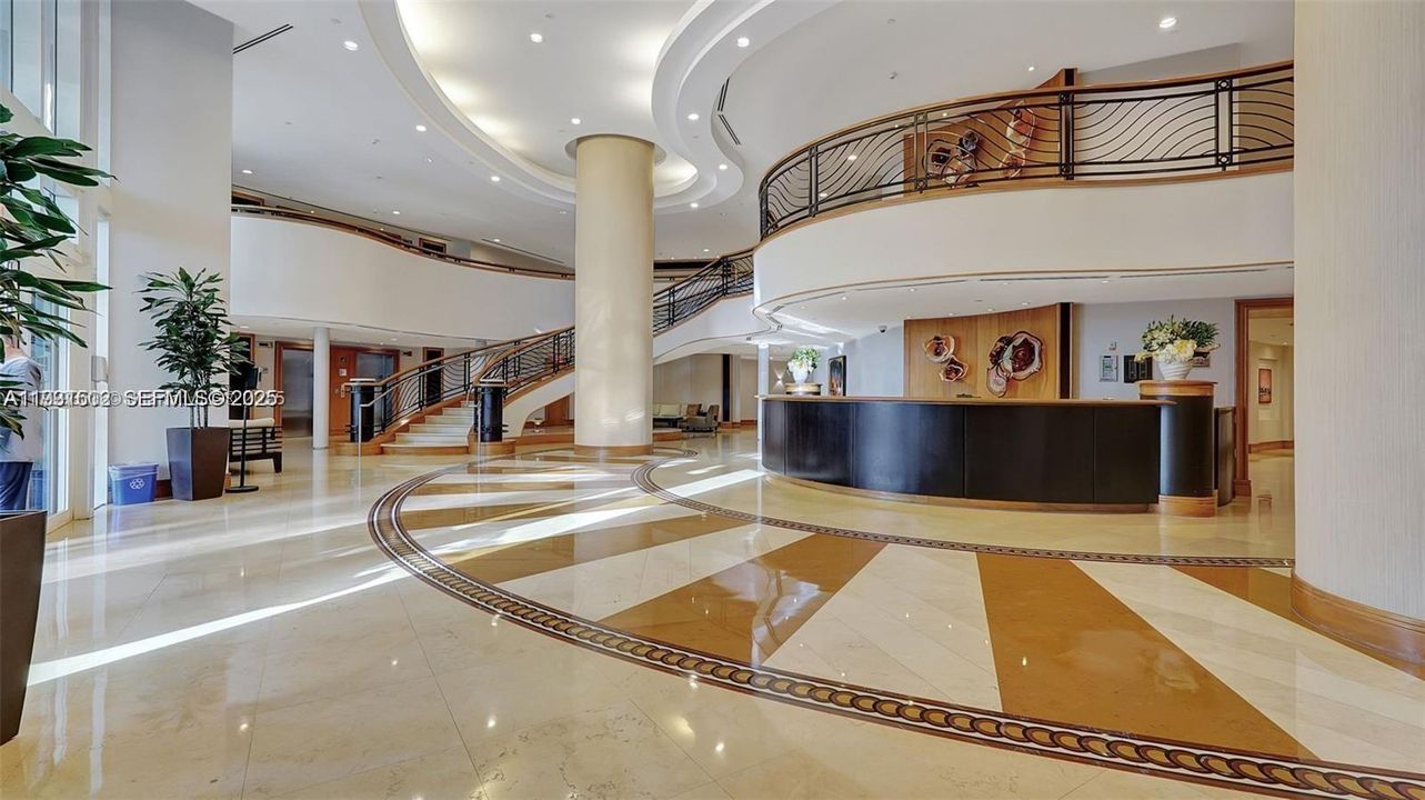 En Venta: $2,525,000 (3 camas, 4 baños, 2649 Pies cuadrados)