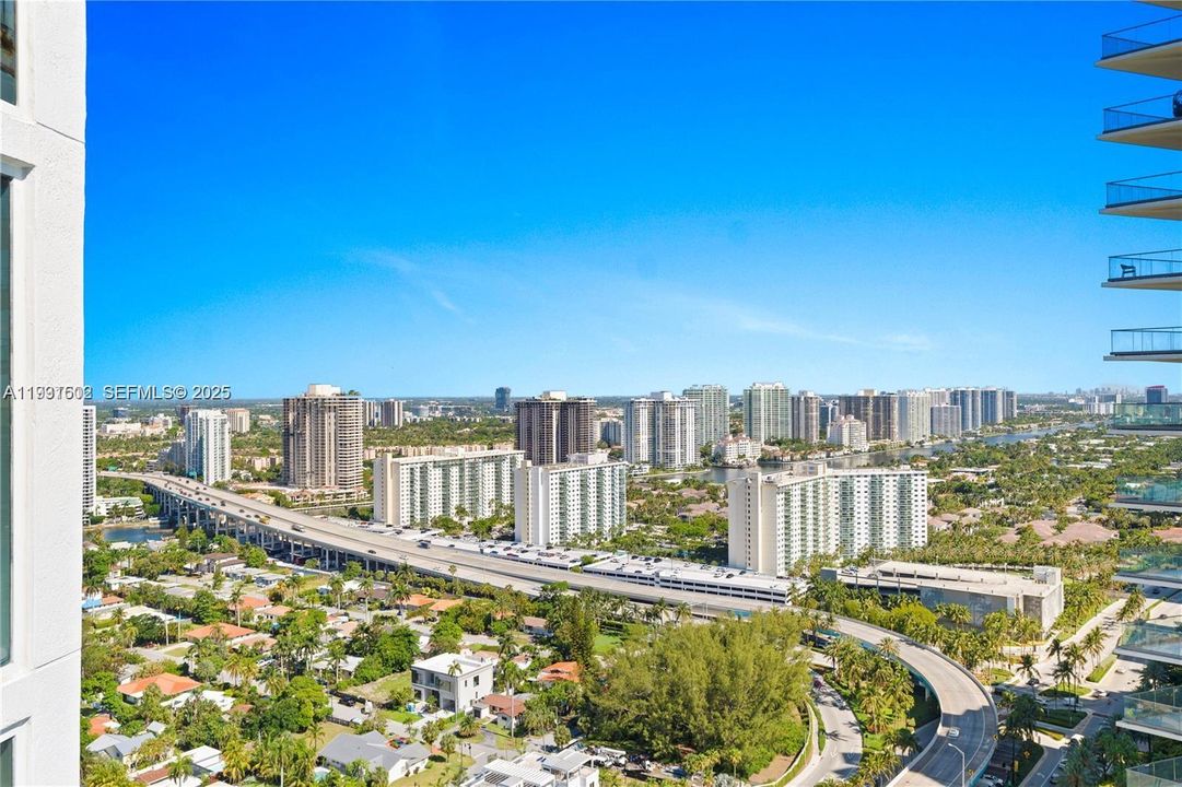 На продажу: $2,525,000 (3 спален, 4 ванн, 2649 Квадратных фут)