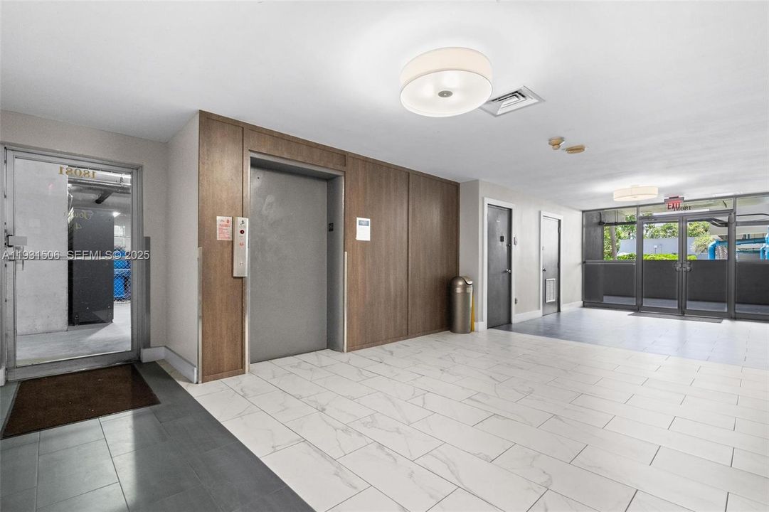 For Rent: $2,850 (2 beds, 2 baths, 1605 Square Feet)