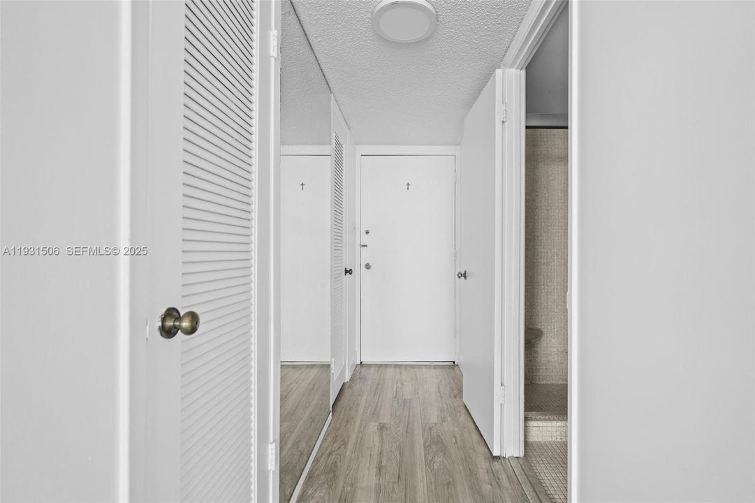 For Rent: $2,850 (2 beds, 2 baths, 1605 Square Feet)