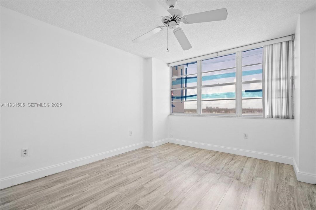 For Rent: $2,850 (2 beds, 2 baths, 1605 Square Feet)