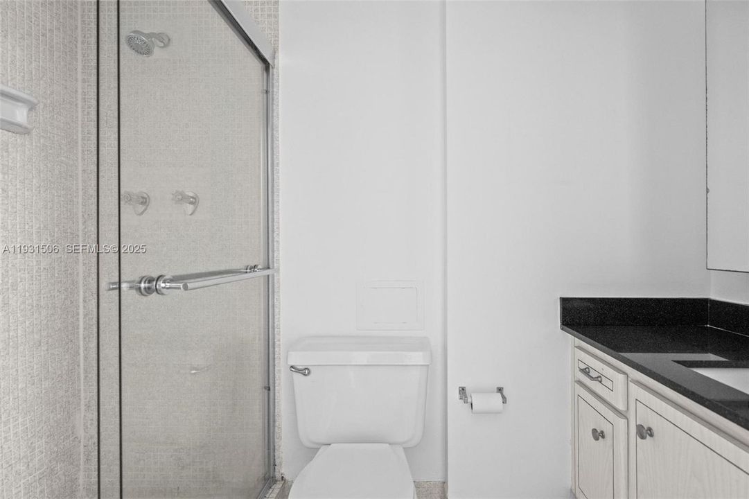 For Rent: $2,850 (2 beds, 2 baths, 1605 Square Feet)