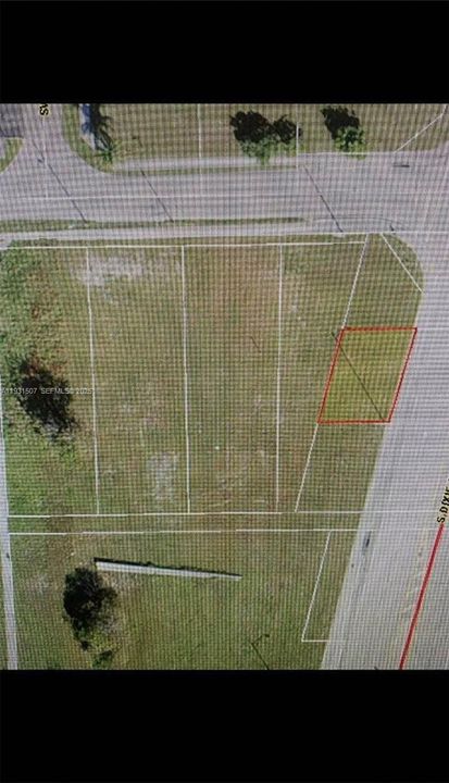 На продажу: $55,000 (0.04 acres)