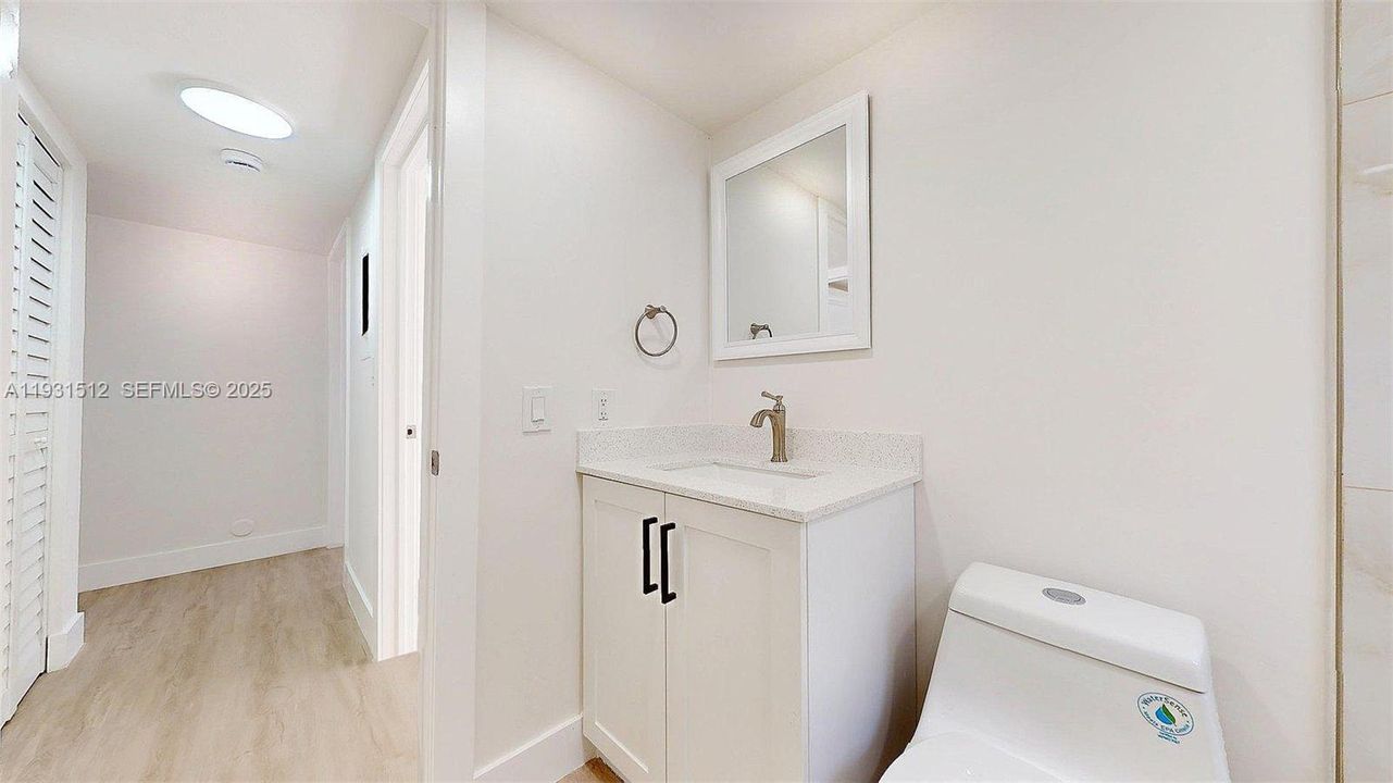 For Rent: $2,800 (3 beds, 2 baths, 1055 Square Feet)