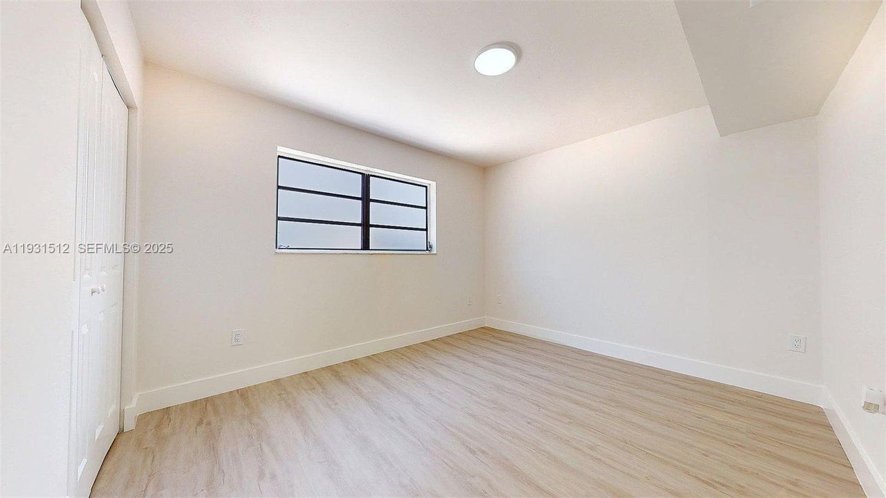 For Rent: $2,800 (3 beds, 2 baths, 1055 Square Feet)