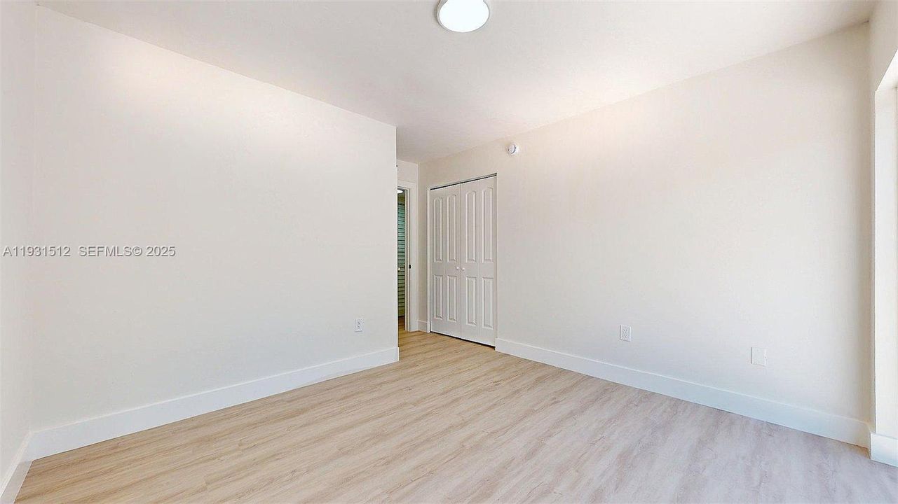 For Rent: $2,800 (3 beds, 2 baths, 1055 Square Feet)