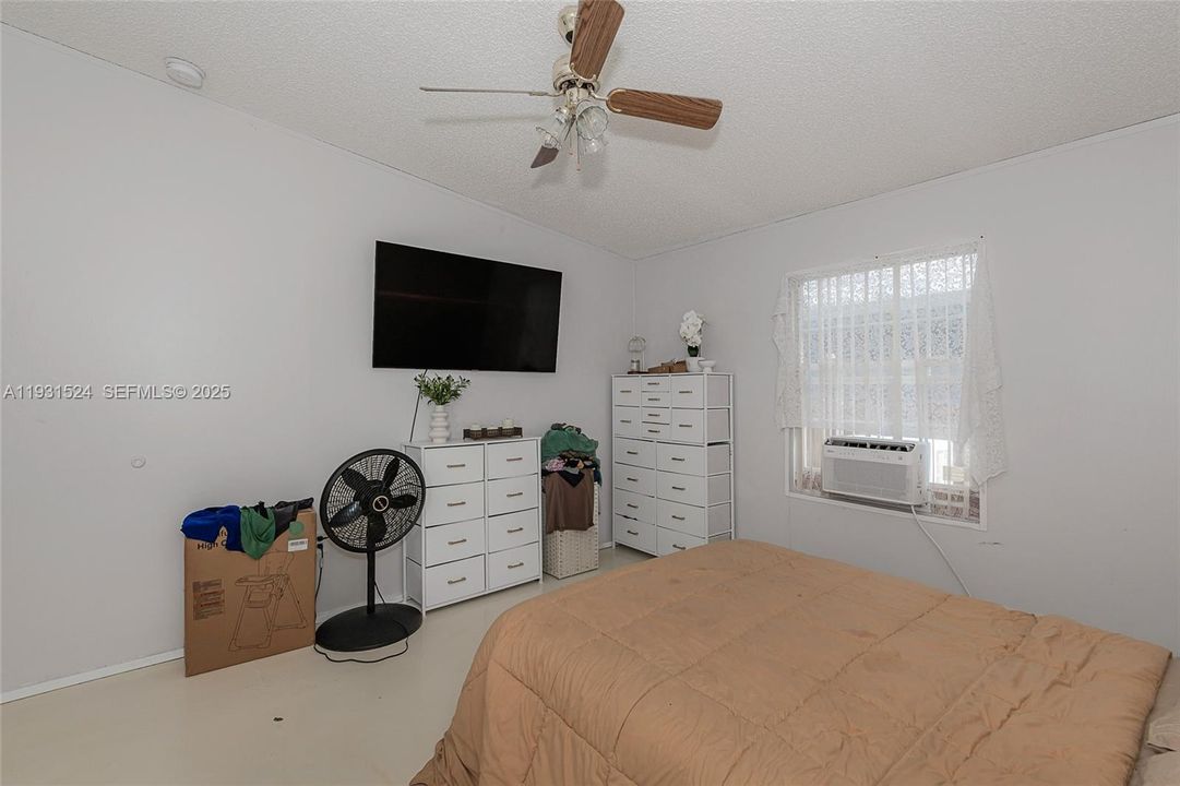 На продажу: $255,000 (3 спален, 2 ванн, 1456 Квадратных фут)