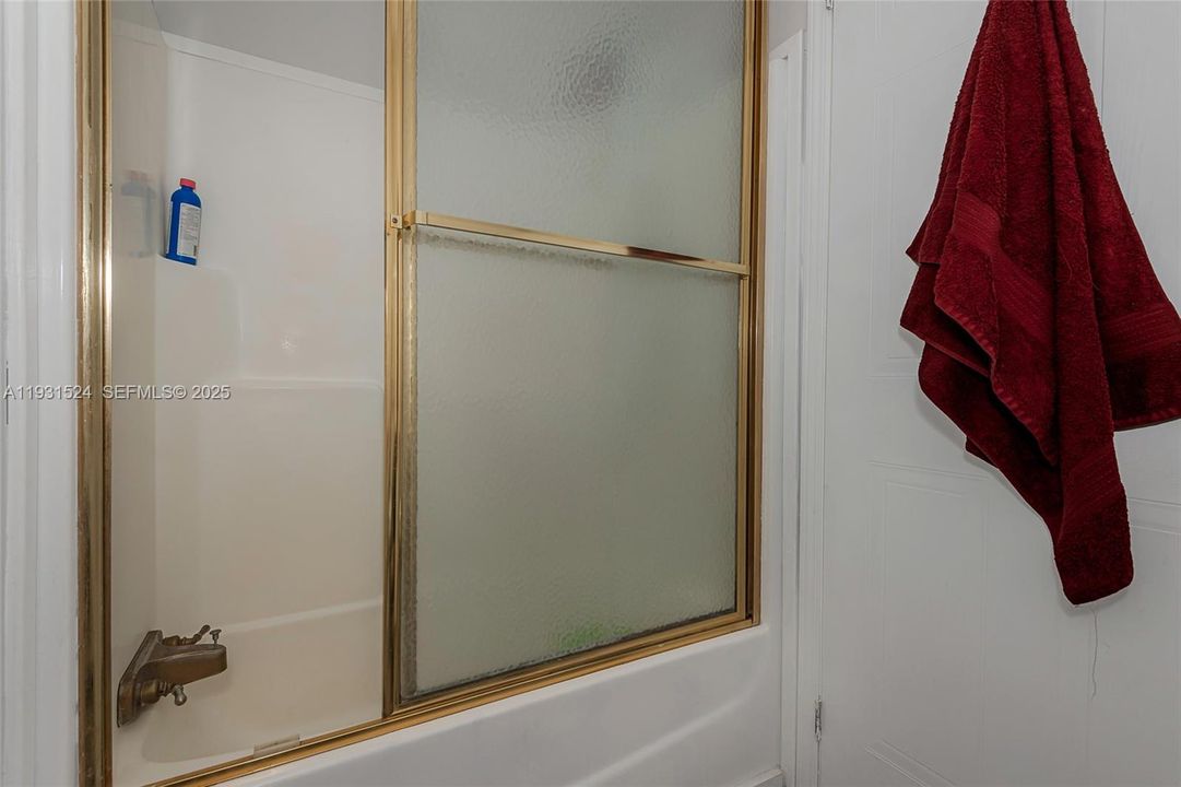 На продажу: $255,000 (3 спален, 2 ванн, 1456 Квадратных фут)