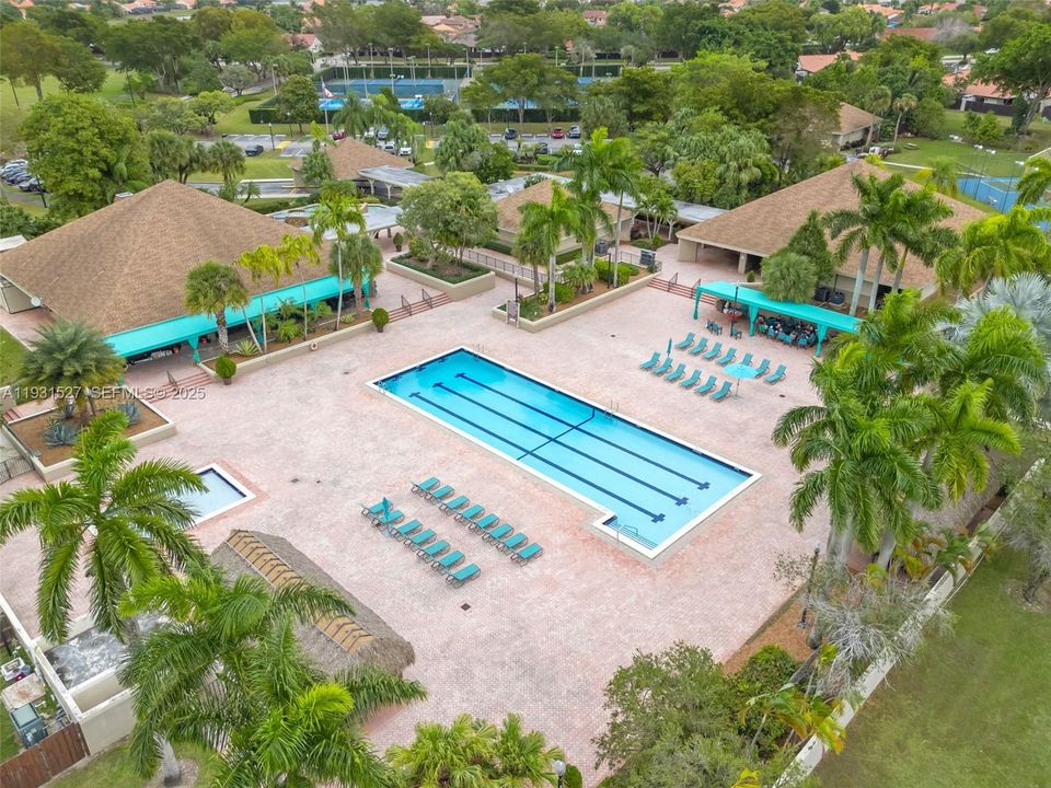 For Sale: $415,000 (3 beds, 2 baths, 1560 Square Feet)