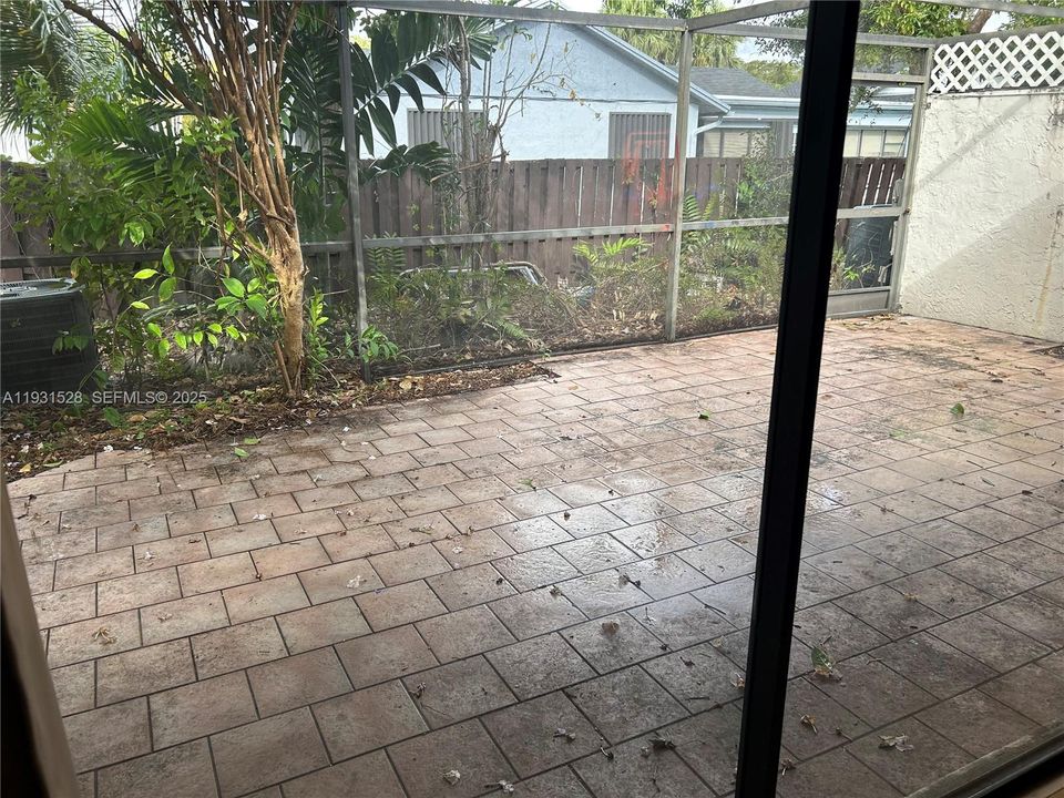 出租: $2,650 (3 贝兹, 2 浴室, 1220 平方英尺)