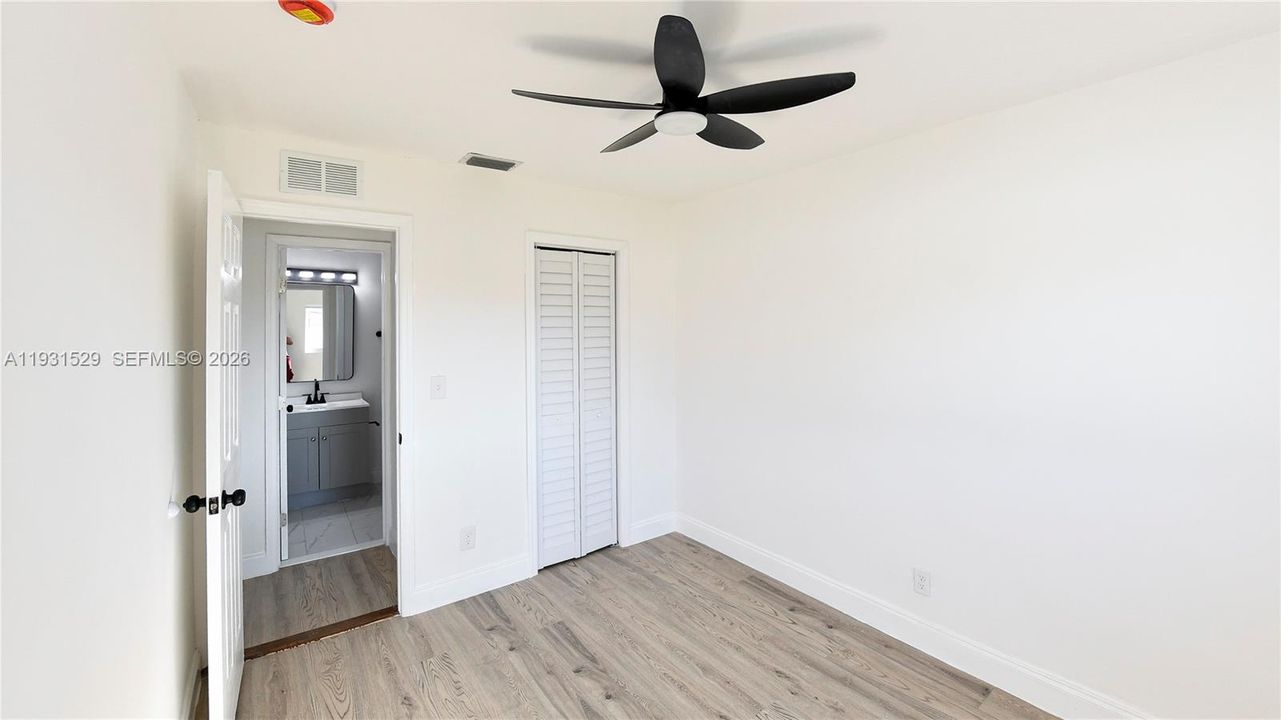 待售: $660,000 (4 贝兹, 2 浴室, 3280 平方英尺)