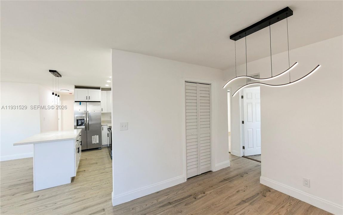 待售: $660,000 (4 贝兹, 2 浴室, 3280 平方英尺)