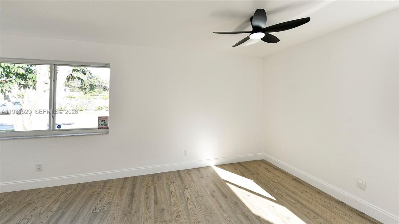 待售: $660,000 (4 贝兹, 2 浴室, 3280 平方英尺)