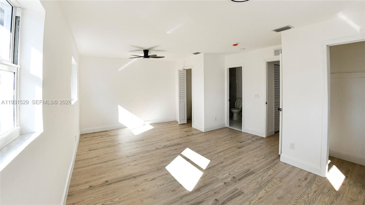 待售: $660,000 (4 贝兹, 2 浴室, 3280 平方英尺)