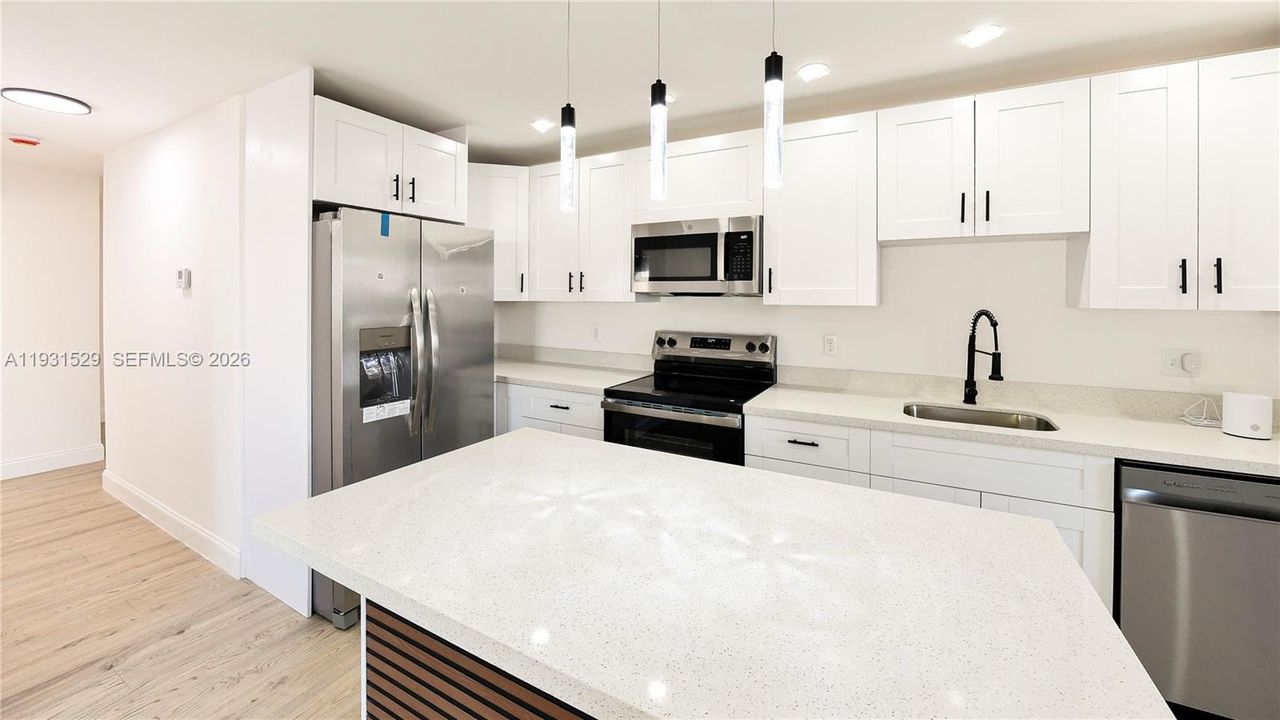 待售: $660,000 (4 贝兹, 2 浴室, 3280 平方英尺)