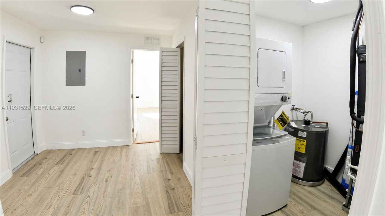 待售: $660,000 (4 贝兹, 2 浴室, 3280 平方英尺)