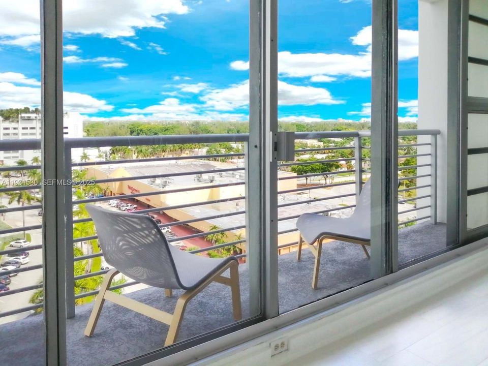 出租: $1,800 (0 贝兹, 1 浴室, 474 平方英尺)