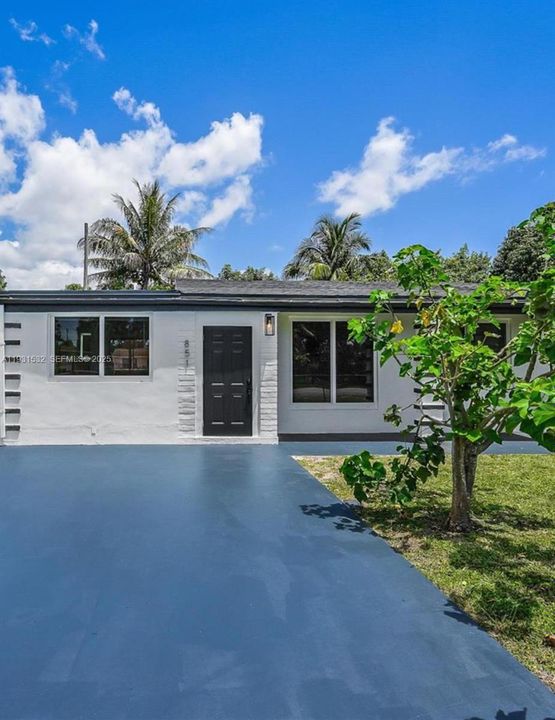 На продажу: $550,000 (4 спален, 2 ванн, 1343 Квадратных фут)