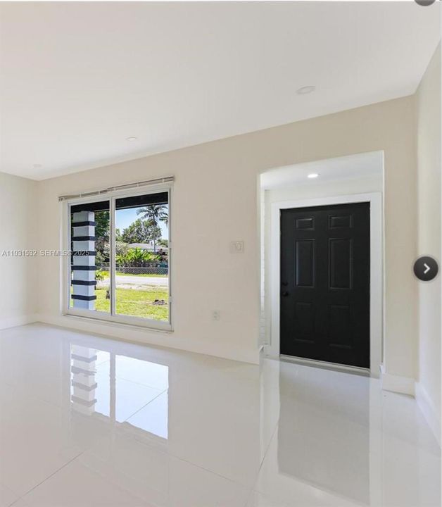 На продажу: $550,000 (4 спален, 2 ванн, 1343 Квадратных фут)