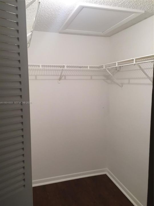 En Renta: $2,400 (2 camas, 2 baños, 927 Pies cuadrados)