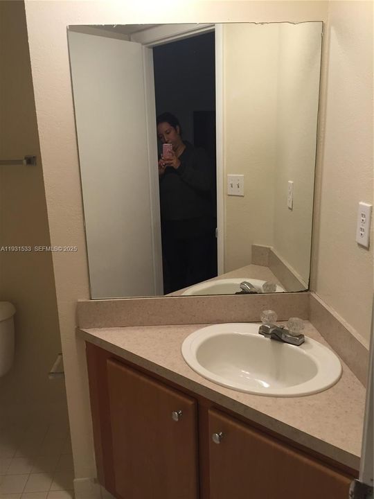 En Renta: $2,400 (2 camas, 2 baños, 927 Pies cuadrados)