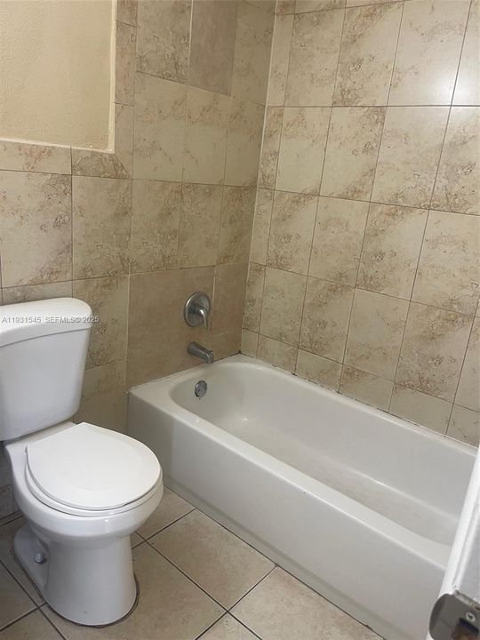 В аренду: $2,000 (2 спален, 1 ванн, 775 Квадратных фут)