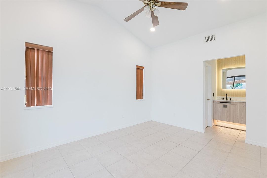 En Venta: $459,900 (3 camas, 2 baños, 1191 Pies cuadrados)