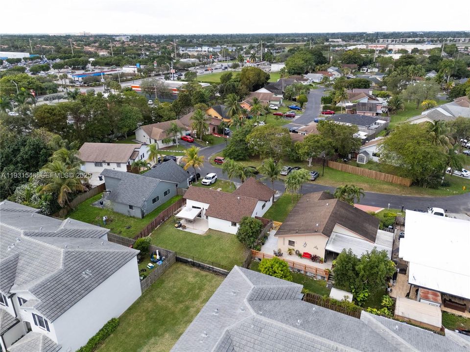 En Venta: $459,900 (3 camas, 2 baños, 1191 Pies cuadrados)